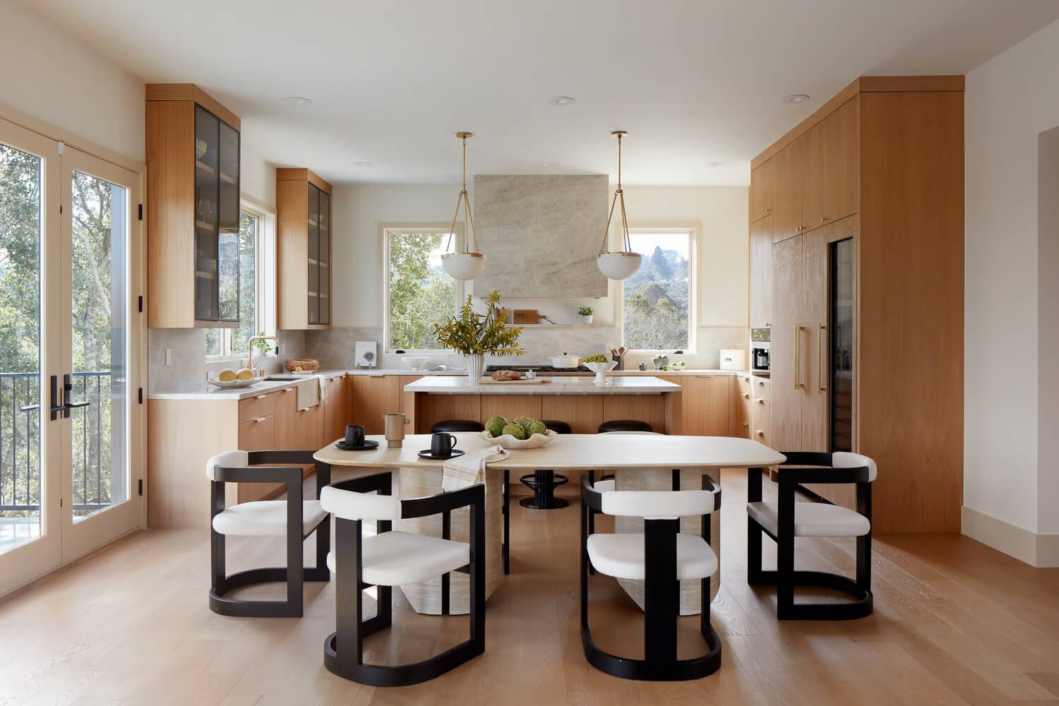 Modern home with integrated lighting and technology